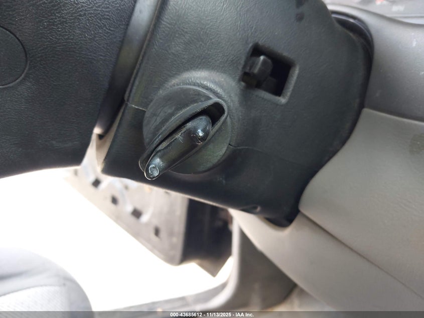 4F4YR12C41TM01130 2001 MAZDA  photo no. 11