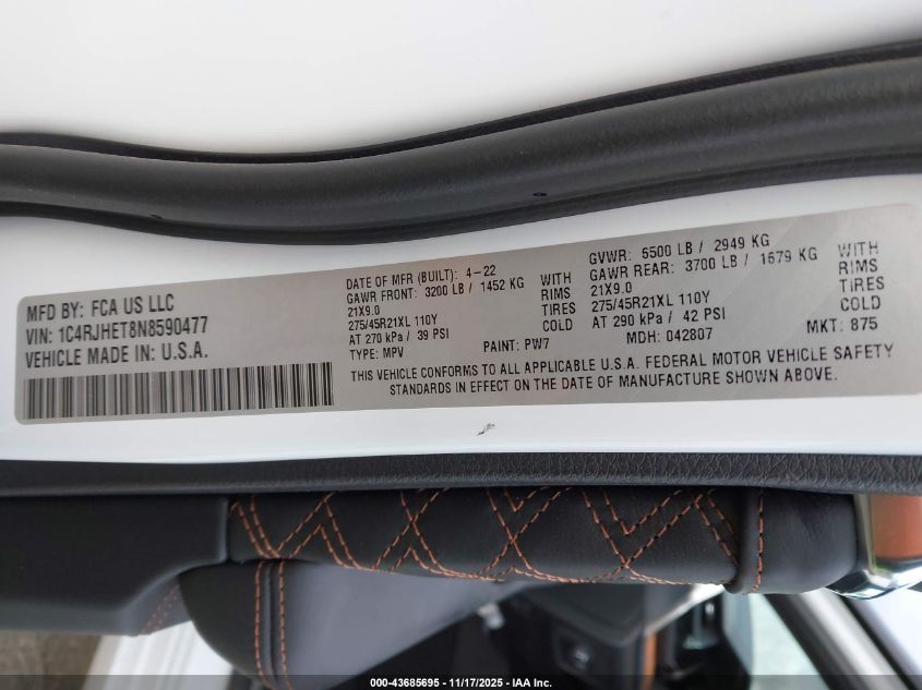 2022 Jeep Grand Cherokee Summit Reserve 4X4 VIN: 1C4RJHET8N8590477 Lot: 43685695