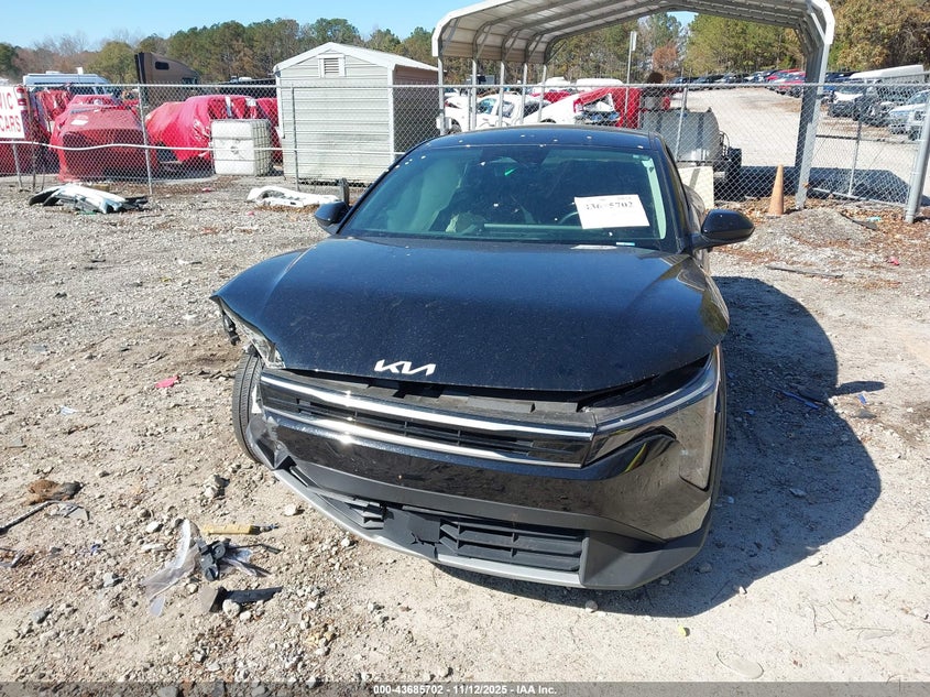 2025 Kia K4 Ex VIN: 3KPFU4DE2SE008090 Lot: 43685702
