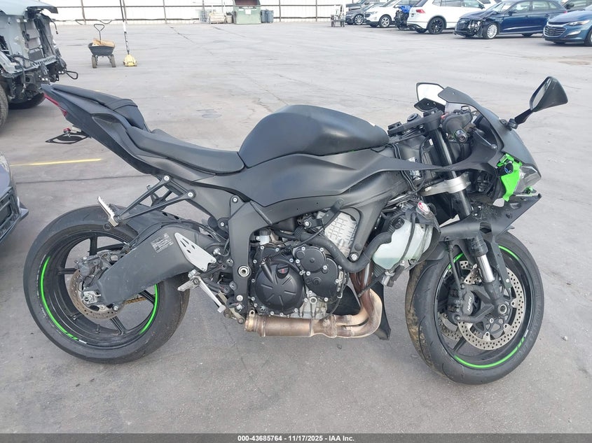 2025 Kawasaki Zx636 K VIN: JKBZXJJ18SA020208 Lot: 43685764