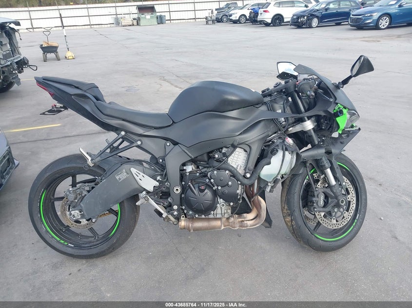 2025 Kawasaki Zx636 K VIN: JKBZXJJ18SA020208 Lot: 43685764