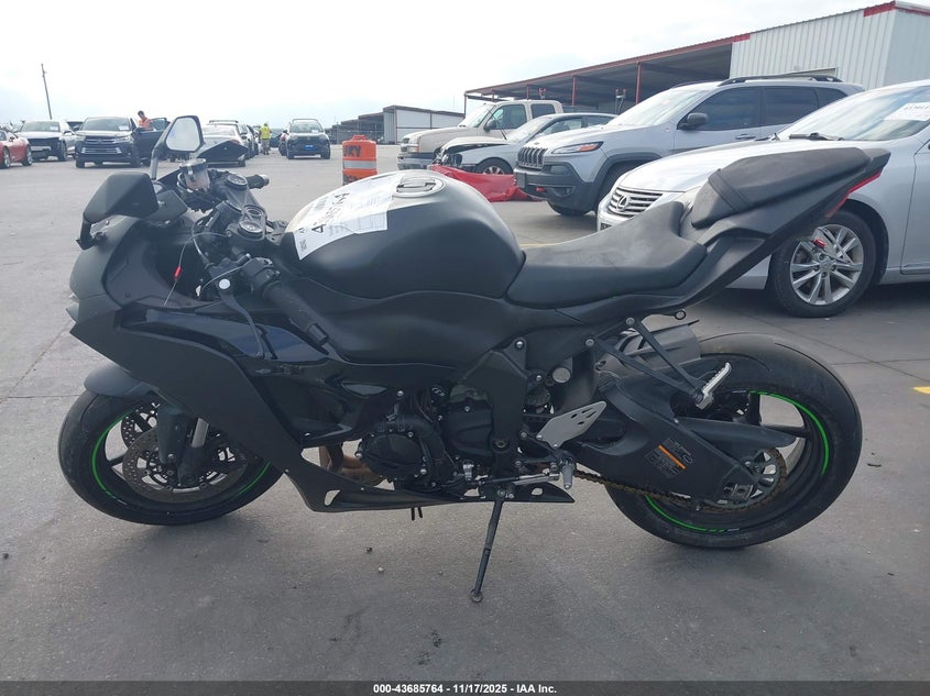 2025 Kawasaki Zx636 K VIN: JKBZXJJ18SA020208 Lot: 43685764