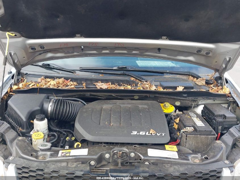 2017 Dodge Grand Caravan Sxt VIN: 2C4RDGCG9HR780806 Lot: 43685804