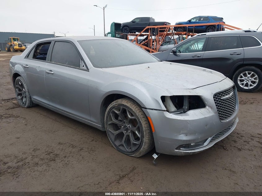2015 CHRYSLER 300 S - 2C3CCABG4FH807750