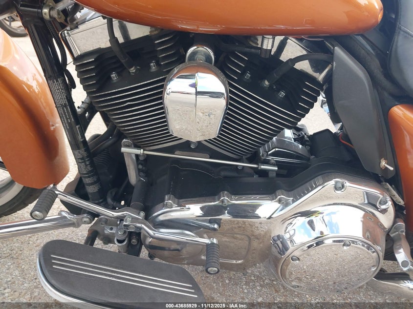 2014 Harley-Davidson Flhx Street Glide VIN: 1HD1KBM17EB696329 Lot: 43685929