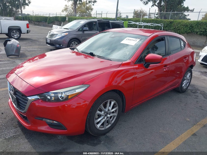3MZBN1K77JM175173 2018 MAZDA 3 photo no. 2