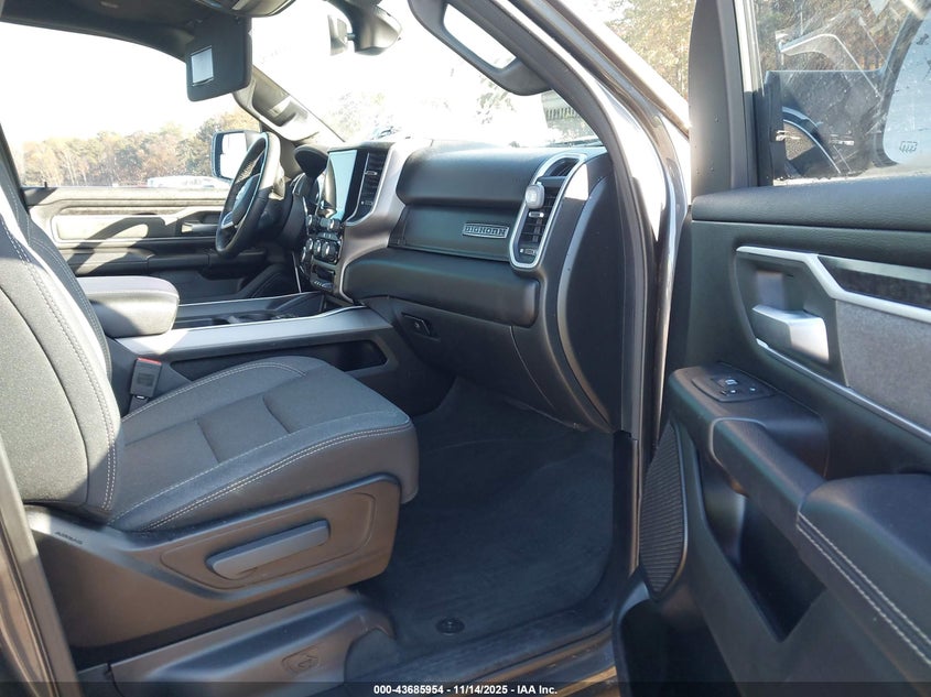 2022 RAM 1500 BIG HORN  4X2 6'4 BOX 1C6RREBT5NN464176