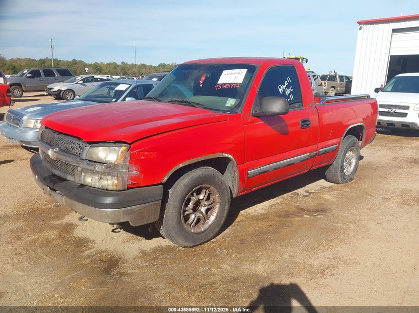 1GCEC14X13Z300785 2003 CHEVROLET SILVERADO photo no. 2