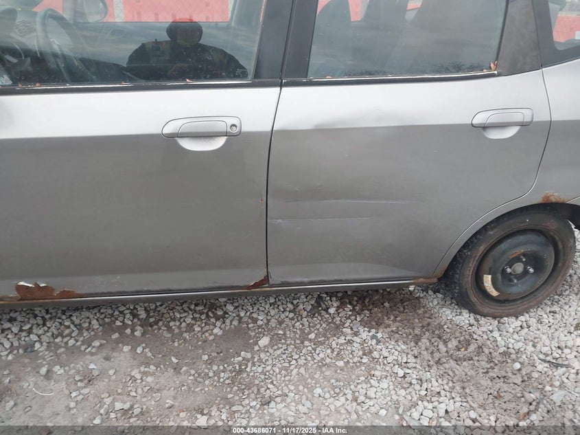 JHMGD38638S037734 2008 HONDA FIT photo no. 6