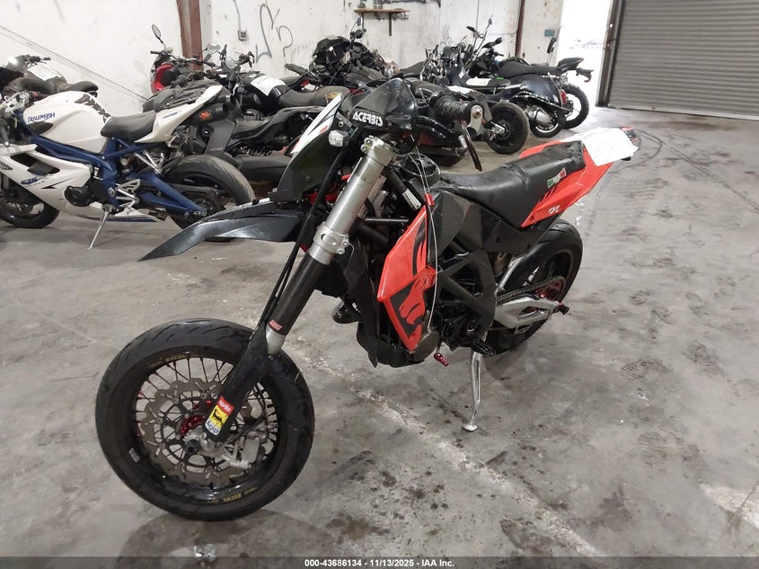 ZD4VSC5047S000497 2007 APRILIA SXV photo no. 2
