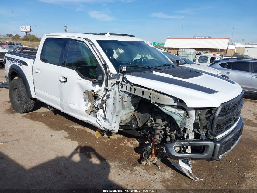 FORD F-150 RAPTOR