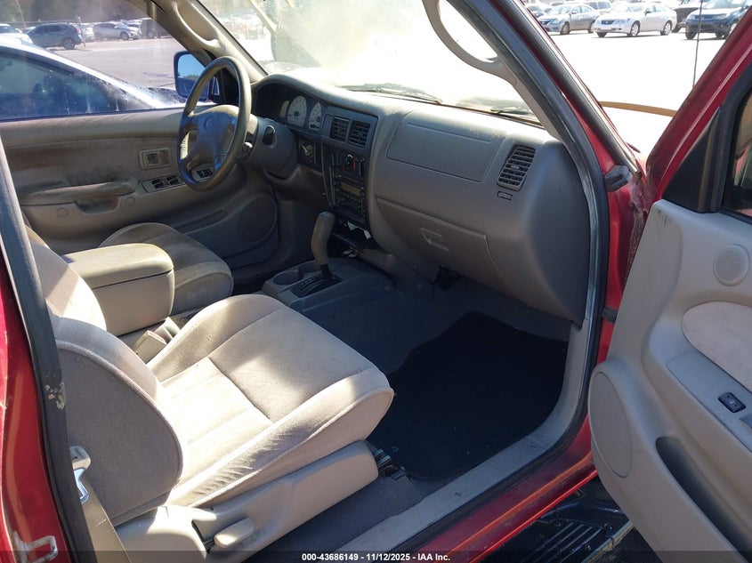 5TEGN92N13Z281324 2003 TOYOTA TACOMA photo no. 5