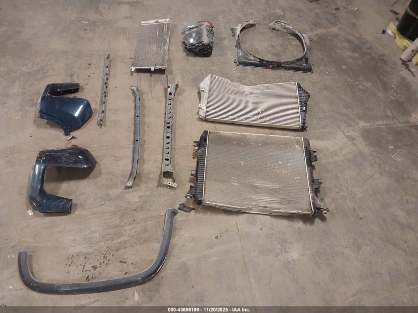 2022 Chevrolet Silverado 3500Hd 4Wd Standard Bed Lt VIN: 1GC4YTEY5NF125624 Lot: 43686199