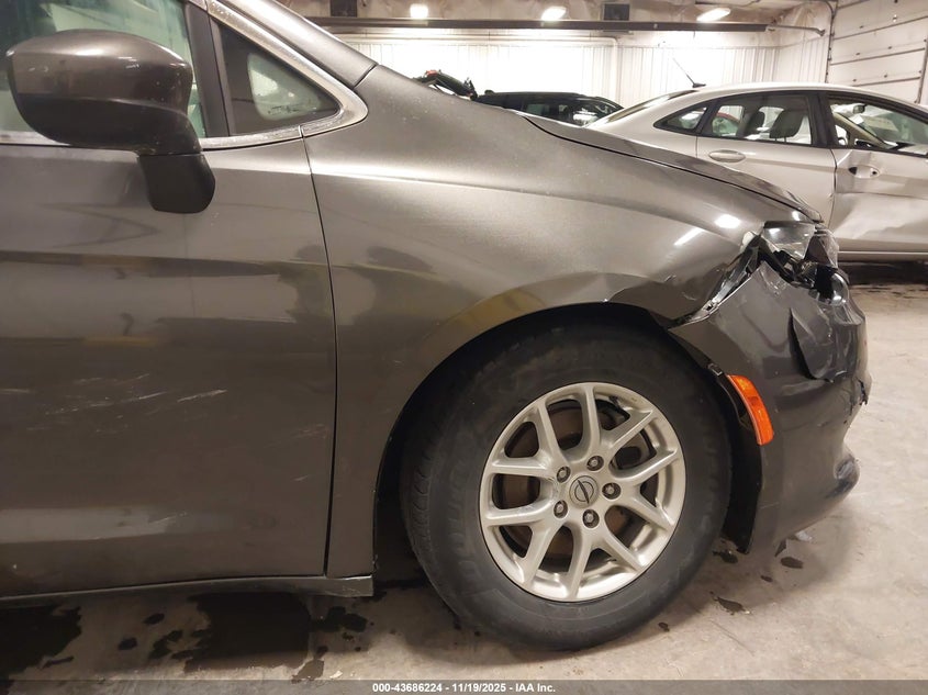 2021 Chrysler Voyager Lxi VIN: 2C4RC1DGXMR513005 Lot: 43686224