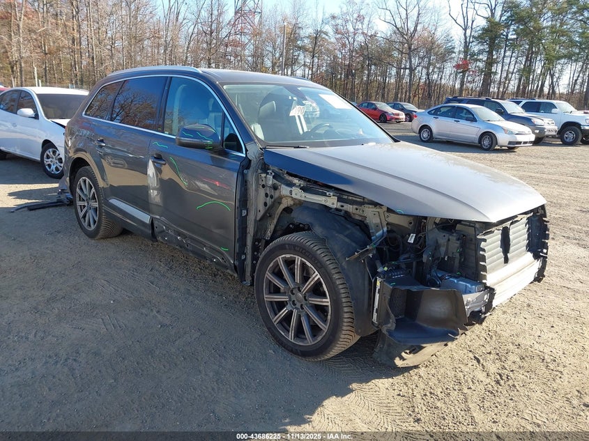 AUDI Q7 3.0T PREMIUM