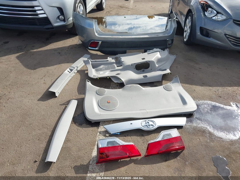 5TDDZRFH7JS487544 2018 TOYOTA HIGHLANDER photo no. 12