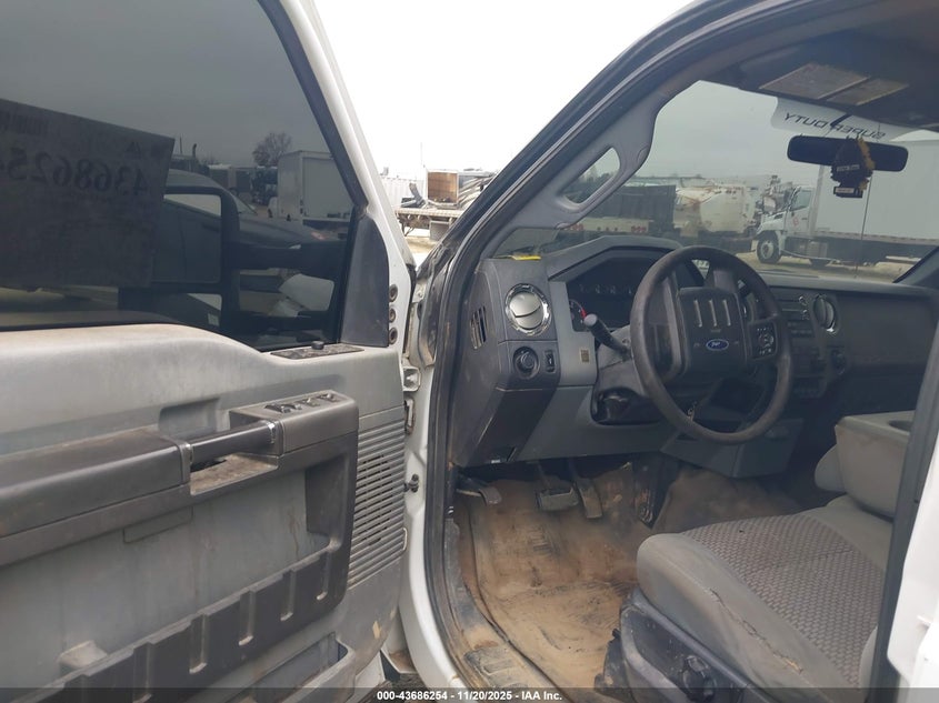 2011 Ford F-550 Chassis Xlt VIN: 1FD0W5HT7BEC27584 Lot: 43686254