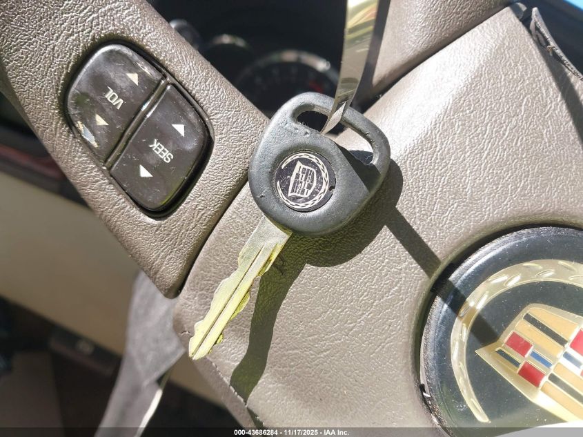 2005 Cadillac Escalade Standard VIN: 1GYEK63N65R143736 Lot: 43686284