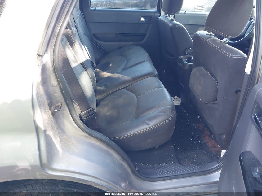 2008 Mazda Tribute S Grand Touring VIN: 4F2CZ96158KM08100 Lot: 43686286