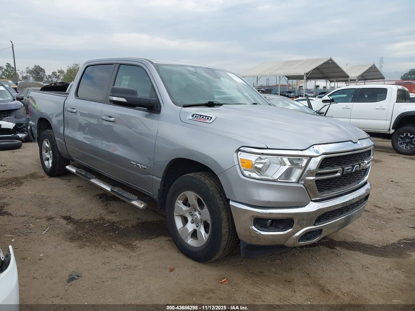 RAM 1500 BIG HORN 4X4 5 7 BOX