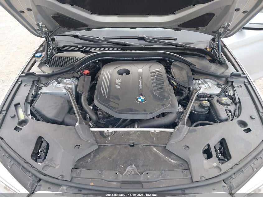 WBAJE7C30HG889094 2017 BMW 5ER photo no. 10