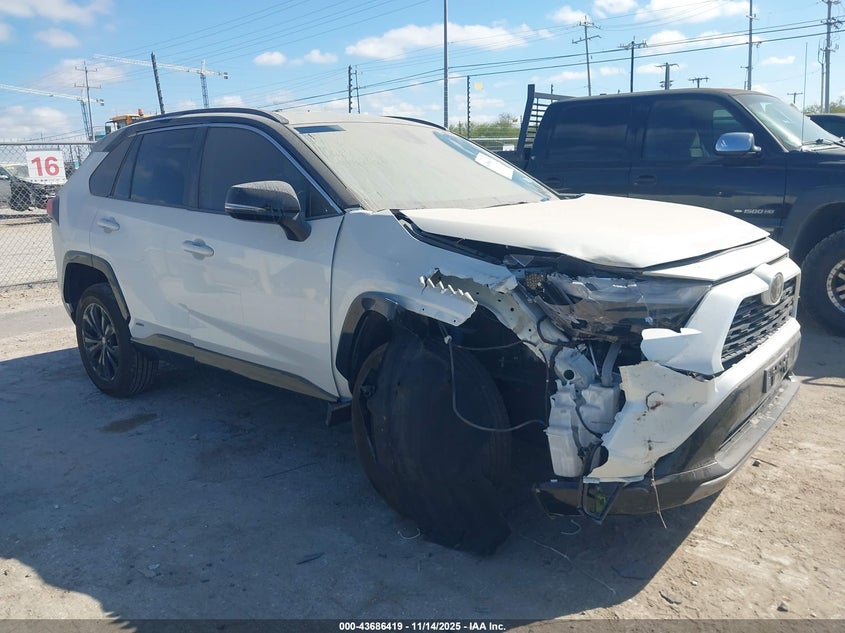 TOYOTA RAV4 HYBRID XSE