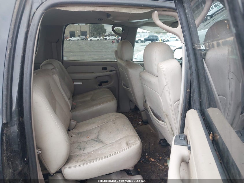 2003 Chevrolet Suburban 1500 Z71 VIN: 3GNFK16T83G183246 Lot: 43686431