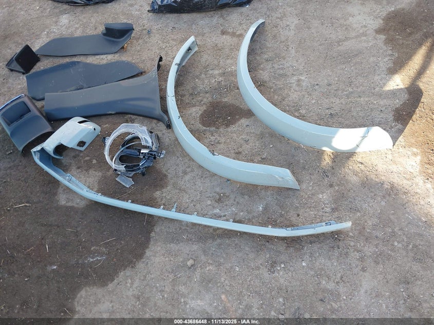 2024 Ford Bronco Outer Banks VIN: 1FMDE8BHXRLB22943 Lot: 43686448