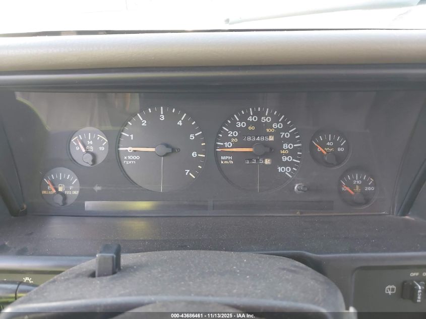 1995 Jeep Grand Cherokee Limited/Orvis VIN: 1J4GZ78Y8SC727521 Lot: 43686461