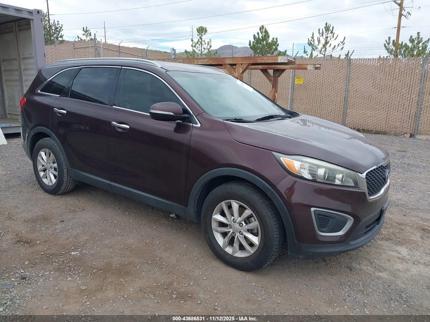 2016 KIA SORENTO 2.4L LX - 5XYPG4A36GG026407