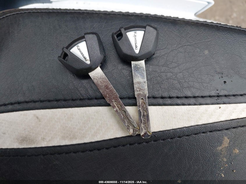 2023 Kawasaki Ex400 VIN: JKAEXKH10PDAR7064 Lot: 43686555