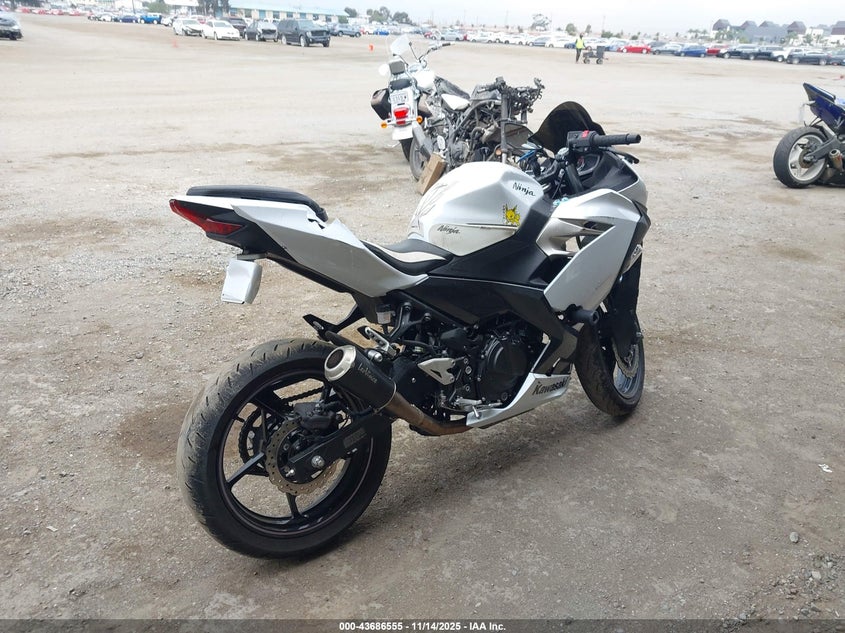 2023 KAWASAKI EX400(VIN: JKAEXKH10PDAR7064