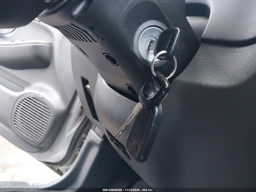 1998 Isuzu Rodeo Ls/S VIN: 4S2CM58W4W4371269 Lot: 43686559