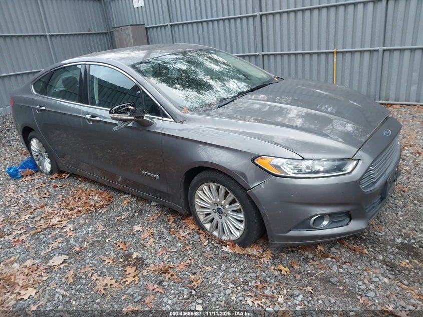 2013 FORD FUSION HYBRID SE - 3FA6P0LU4DR301595
