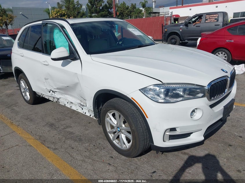 2015 BMW X5 XDRIVE35I - 5UXKR0C53F0P11818