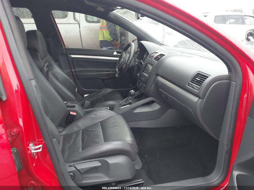 WVWHD71K79W117715 2009 VOLKSWAGEN GTI photo no. 5