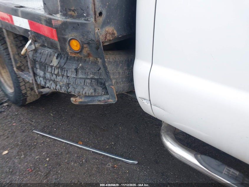 2008 Ford F-350 Chassis Lariat/Xl/Xlt VIN: 1FDWX36R78EA39935 Lot: 43686629