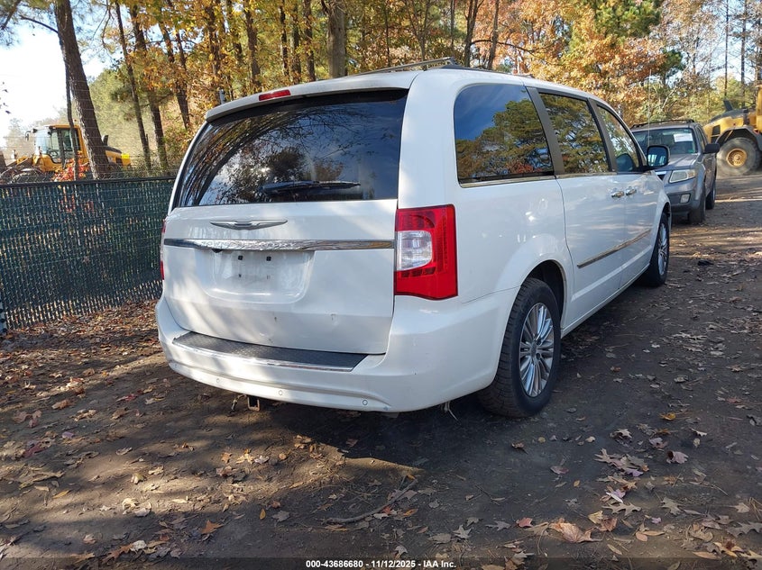 2C4RC1CG2DR692075 2013 CHRYSLER TOWN & COUNTRY photo no. 4