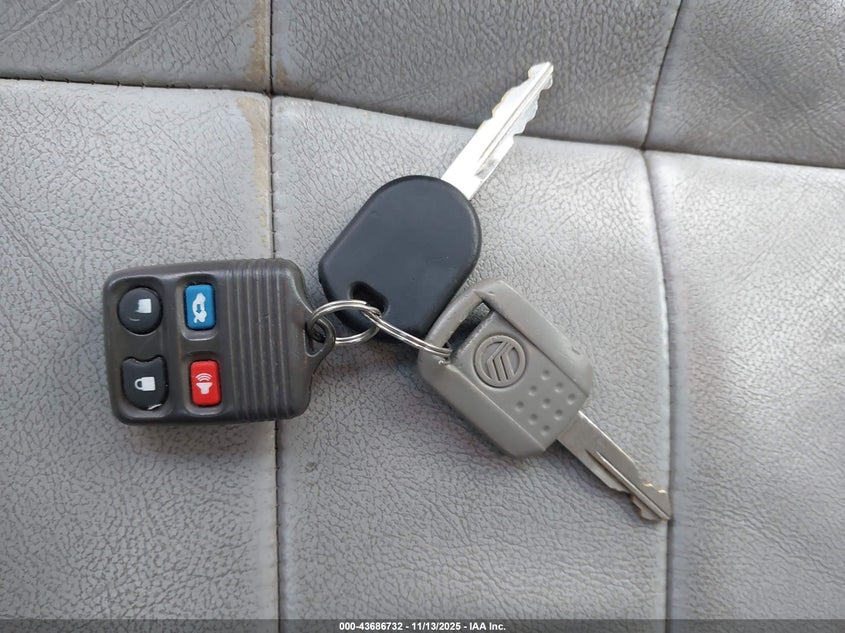 2003 Mercury Grand Marquis Ls VIN: 2MEFM75W03X709424 Lot: 43686732