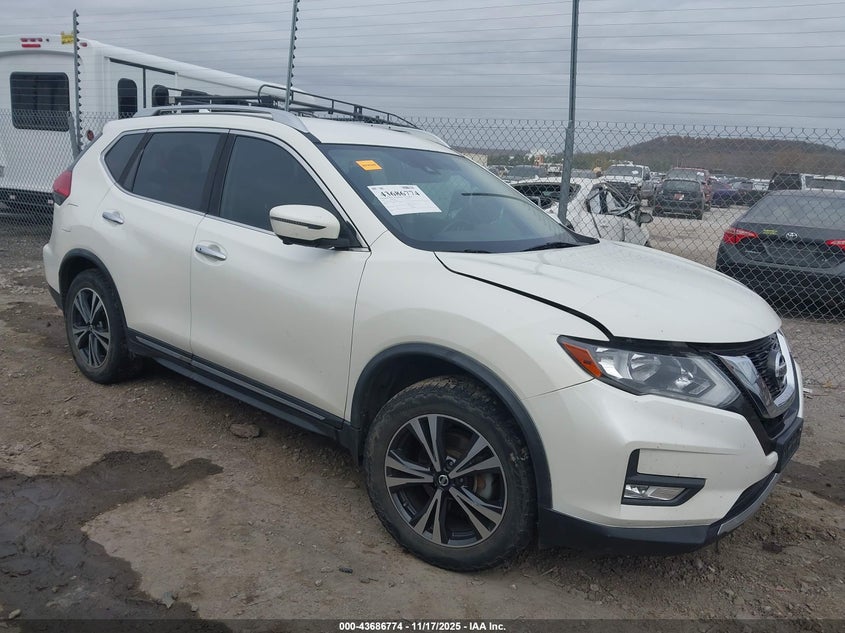 NISSAN ROGUE SL