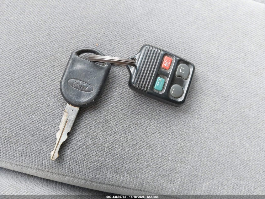 2004 Ford Taurus Ses VIN: 1FAFP55274G198561 Lot: 43686783