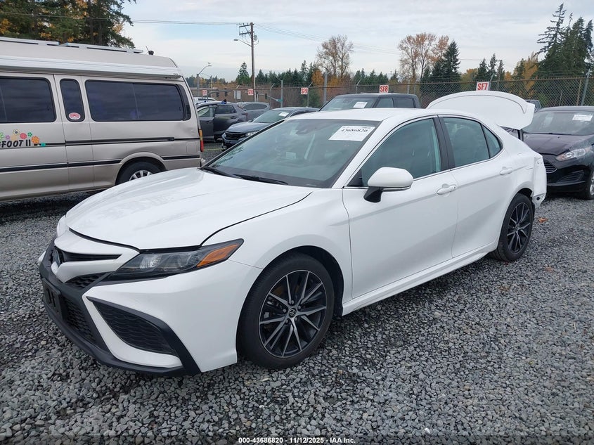 4T1G31AK7NU594612 2022 TOYOTA CAMRY photo no. 2