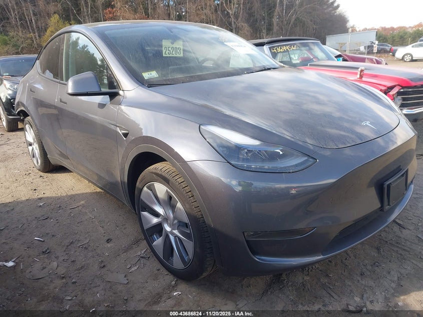 TESLA MODEL Y AWD/LONG RANGE DUAL MOTOR ALL-WHEEL DRIVE