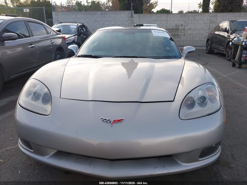 2005 Chevrolet Corvette VIN: 1G1YY24U355101427 Lot: 43686902