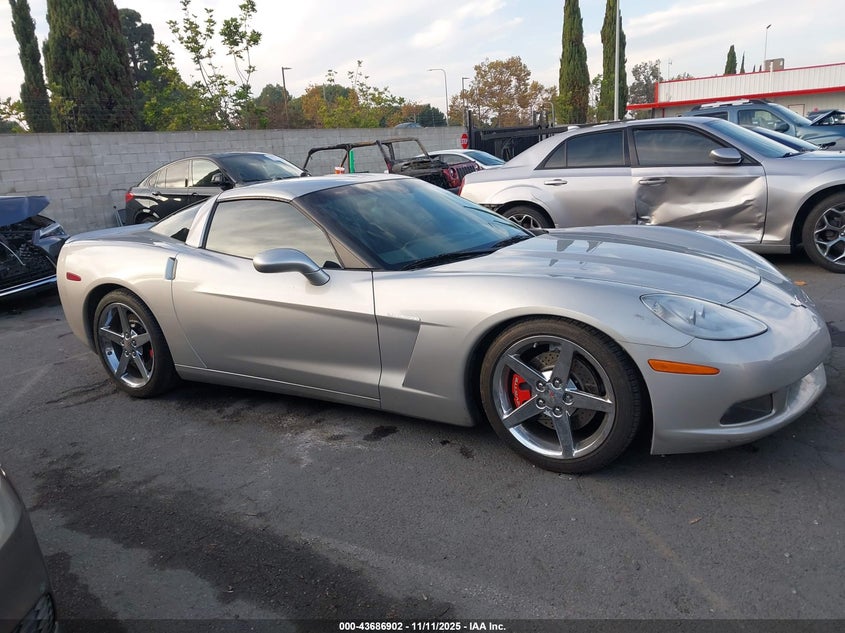 2005 Chevrolet Corvette VIN: 1G1YY24U355101427 Lot: 43686902