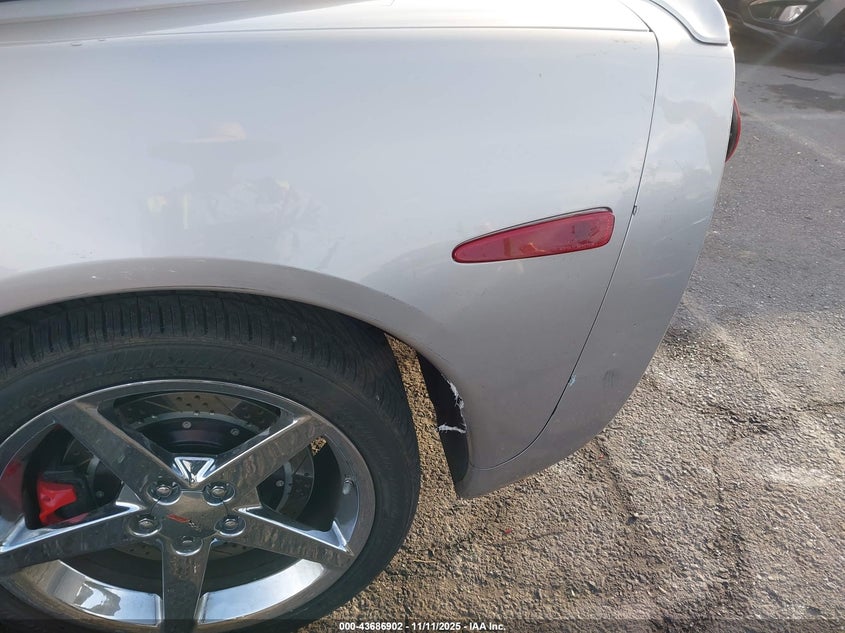 2005 Chevrolet Corvette VIN: 1G1YY24U355101427 Lot: 43686902