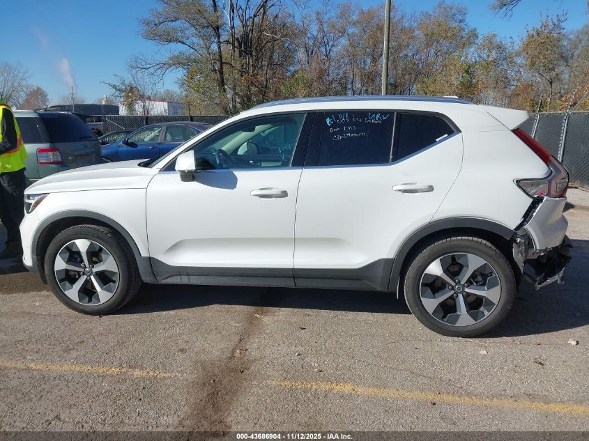 2025 Volvo Xc40 B5 Plus Bright Theme VIN: YV4L12UE8S2590268 Lot: 43686904