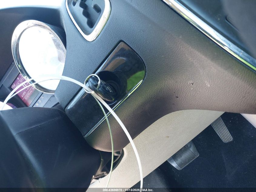 2014 Chrysler Town & Country Touring VIN: 2C4RC1BG6ER196053 Lot: 43686978