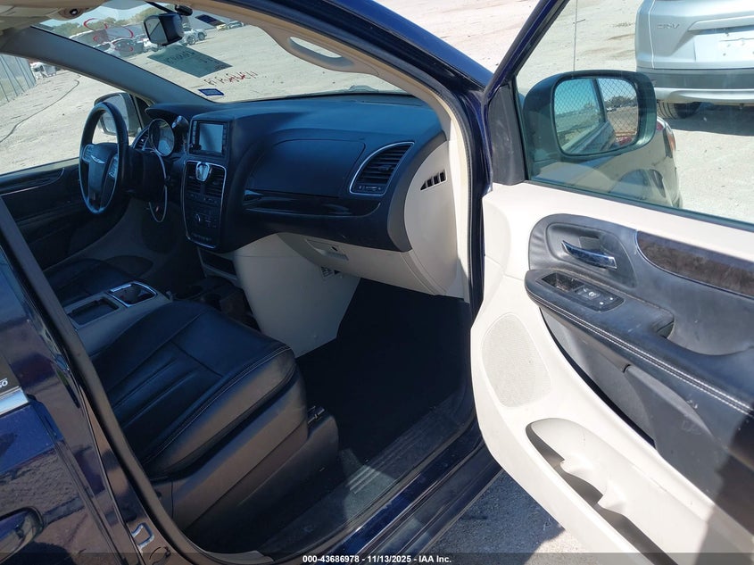 2C4RC1BG6ER196053 2014 CHRYSLER TOWN & COUNTRY photo no. 5