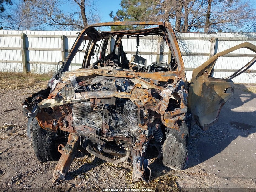 2004 Lincoln Navigator VIN: 5LMFU28R54LJ12075 Lot: 43686988